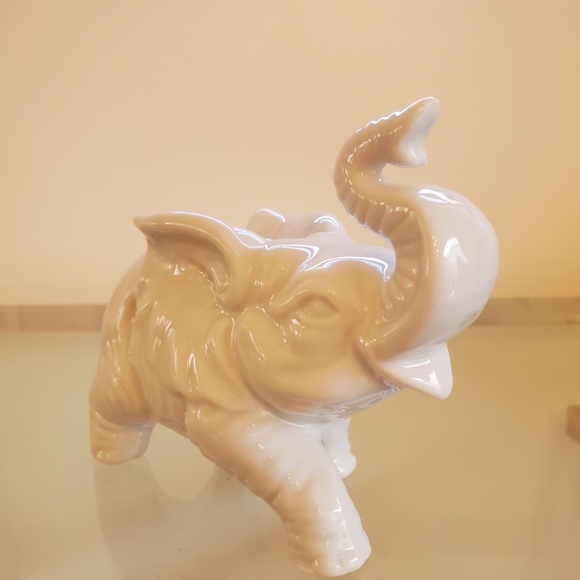 Toyo Japan elephant figurine - Picture 3 of 3